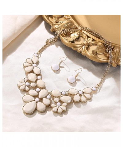 Flower Collar Necklace with Earrings Set, Resin Summer Boho Floral Bib Statement Jewelry Set for Women White_Floral $10.12 Je...