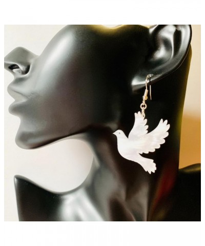 White Pigeon Dangle Earrings for Women Teen Girls Acrylic Resin Animal Charms Drop Hook Stud Earring Lightweight Fashion Holi...