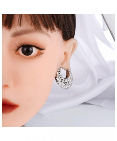 2 PCS 8mm-25mm Hypoallergenic 316 Stainless Steel Aesthetic Opening Saddle Tunnels Hangers Ear Gauges Plugs Stretcher Earring...