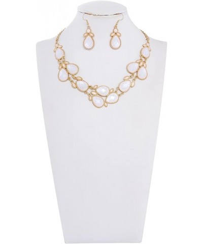 Shiny Resin Collar Necklace with Earrings White $11.01 Necklaces